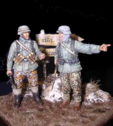 SO_35030_135_Waffen SS Prussia 1945 (2 fig)6.jpg